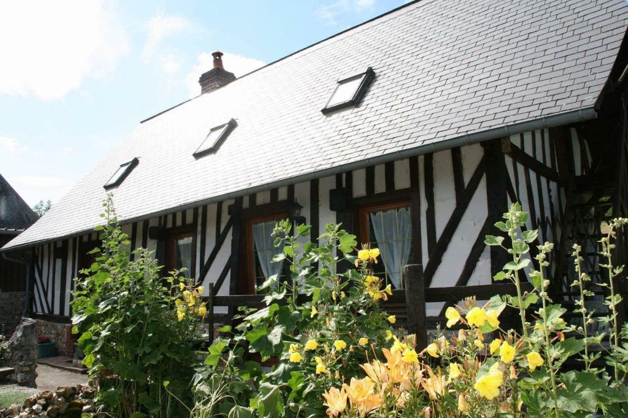Le Clos Des Hortensias Toutainville Exterior photo